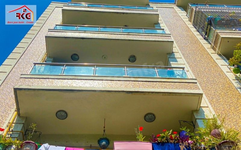 2 BHK Flat With Loan In South Delhi.